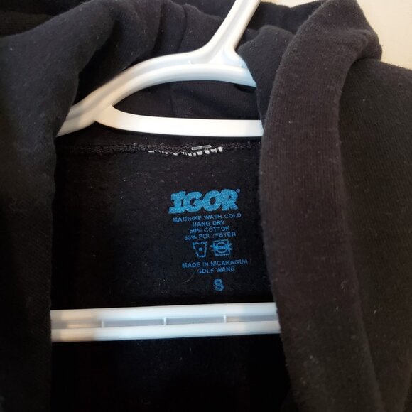 NOT FOR SALE Poshmark will Restrict Sellers Accounts If We Delete Too Many Items - Picture 5 of 5